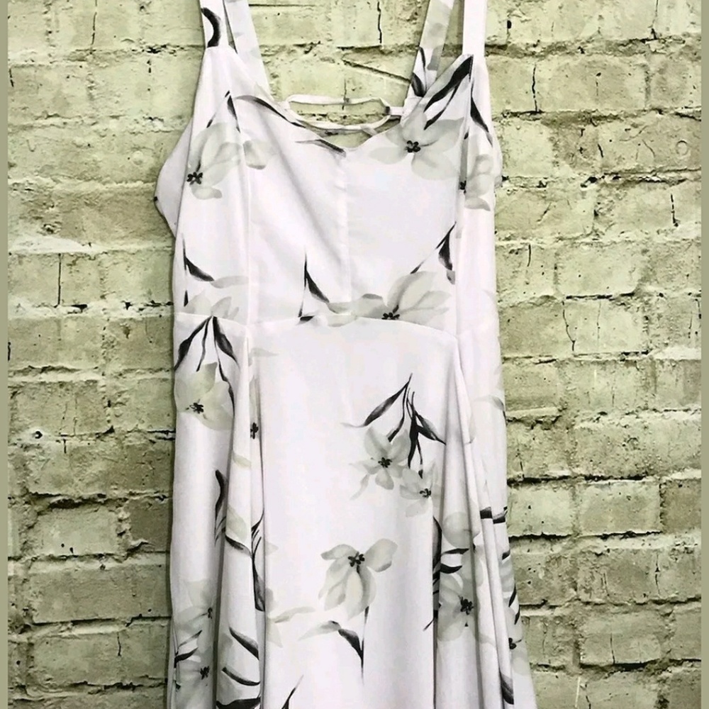 Margot Floral Cream lace up Spaghetti Strap M